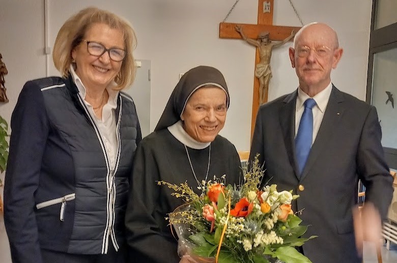 Wszystkiego dobrego i dużo błogosławieństwa
