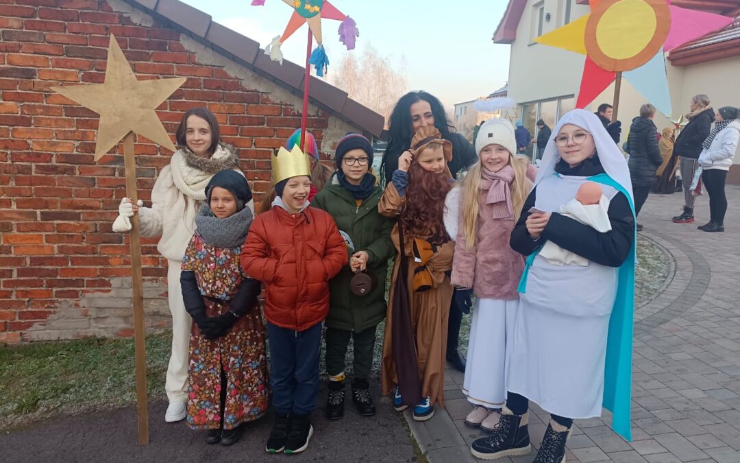 Carolers in Brzezie